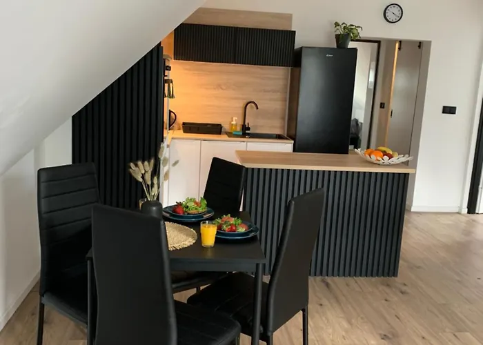 아파트 Astor - Sloneczny 스자브노-즈드로이