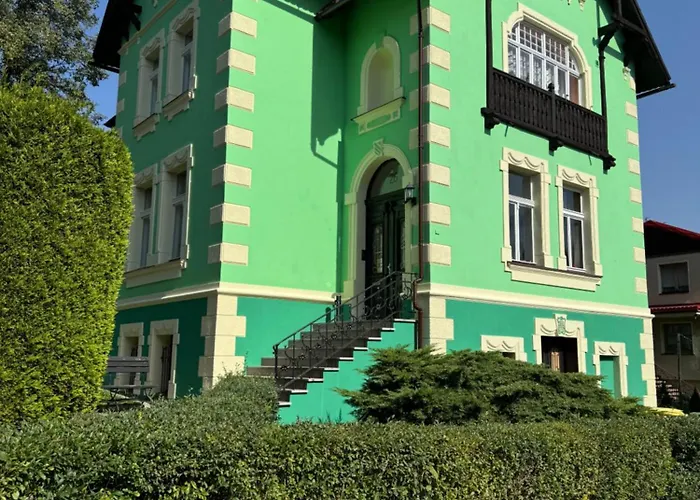 Astor - Sloneczny 아파트 스자브노-즈드로이